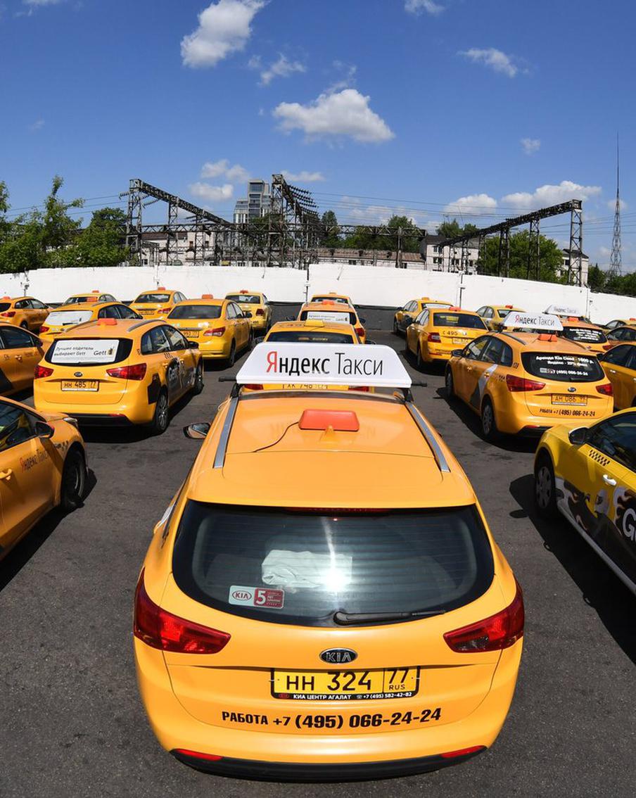 В Москве растёт число самозанятых граждан, работающих в сфере пассажироперевозок, либо занимающихся сдачей жилья в аренду