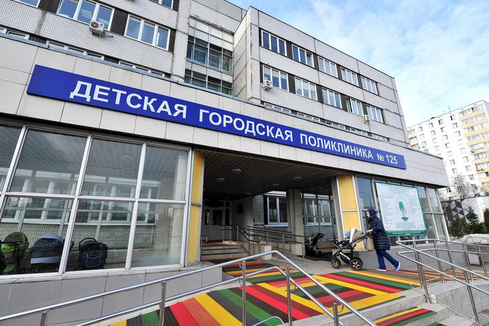 Документы о новорожденных теперь заполняются практически автоматически, что сущестнно облегчает жизнь медсёстрам в поликлиниках