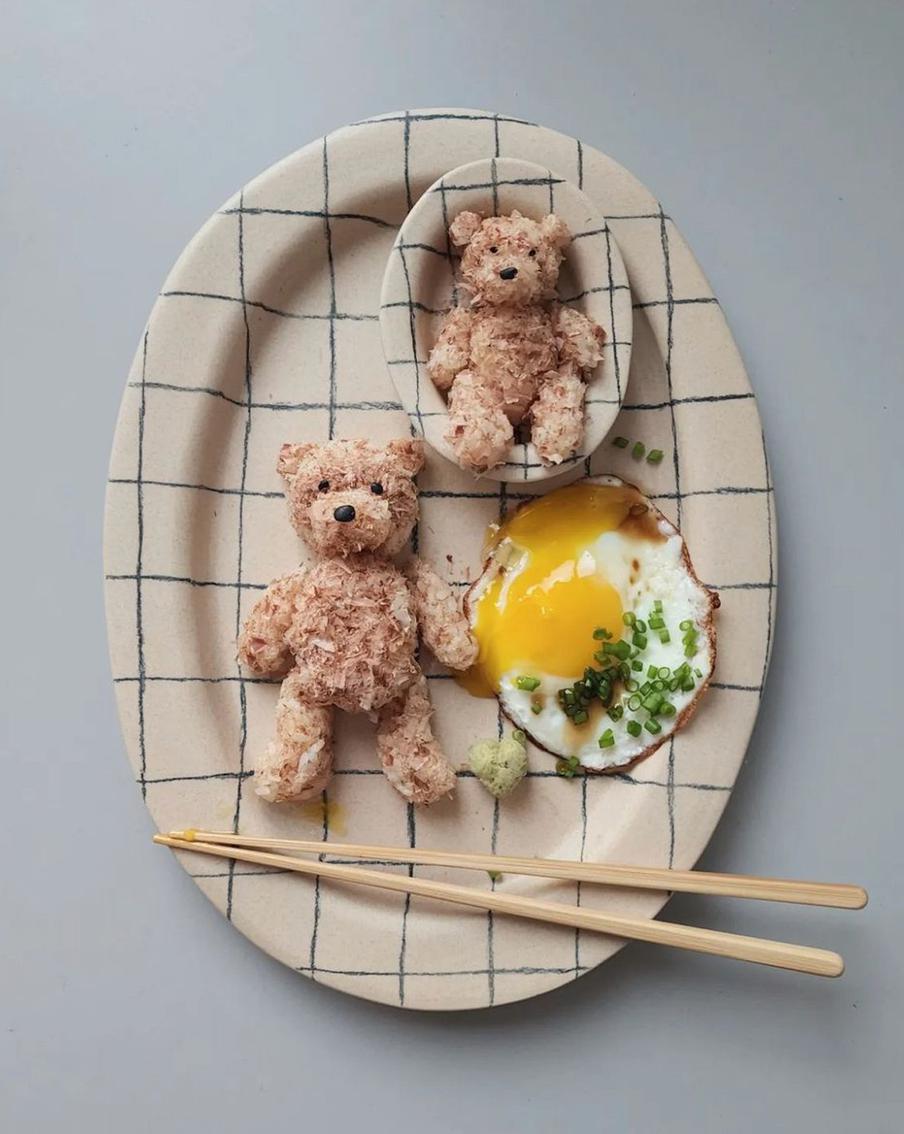 Фуд-художница из Южной Кореи мастерски превращает рис и лапшу в милых зверушек