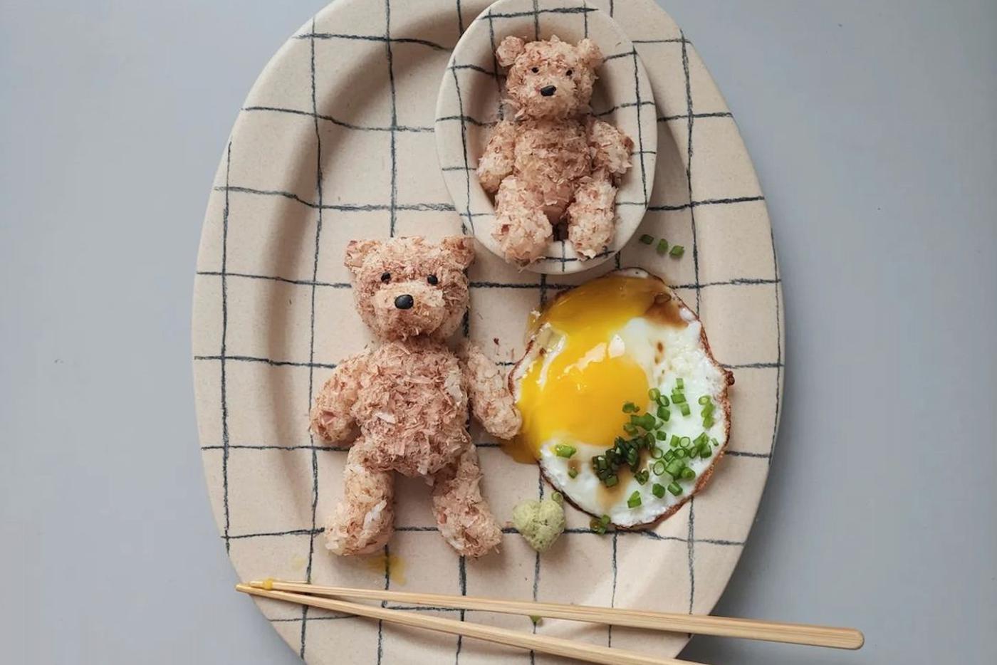 Фуд-художница из Южной Кореи мастерски превращает рис и лапшу в милых зверушек