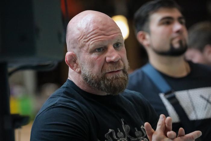 Боец MMA  Джефф Монсон откажется от американского паспорта