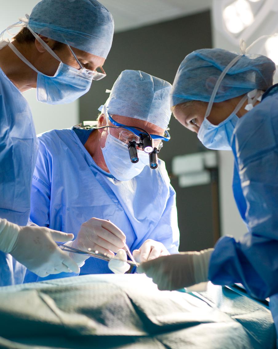 Хирурги из Подмосковья провели сложнейшую операцию на сердце