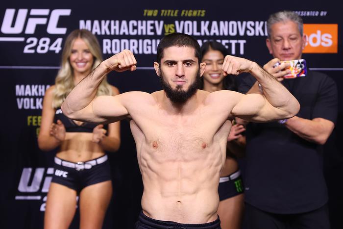 Боец ММА Ислам Махачев не употреблял допинг перед боем с Александром Волкановски