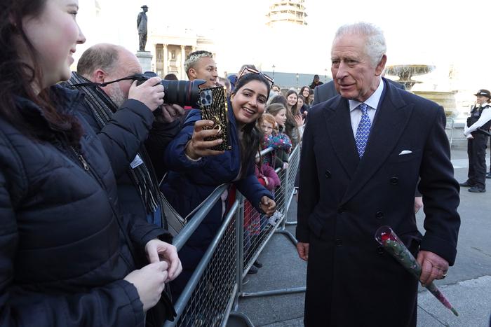 Нового короля Британии Карла III освистали в Бакингемпшире