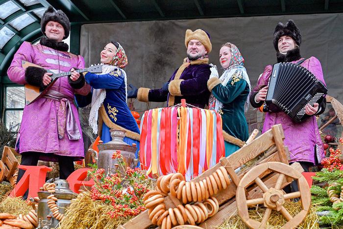 Масленица – это больше чем блины. Рассказываем, как оторваться в праздничную неделю в столице