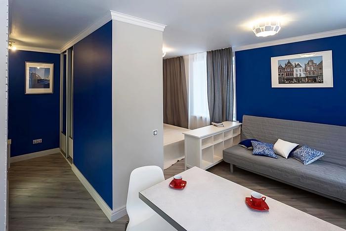 Новая жизнь старой хрущёвки: из квартиры с коврами на стенах в студию для путешественницы