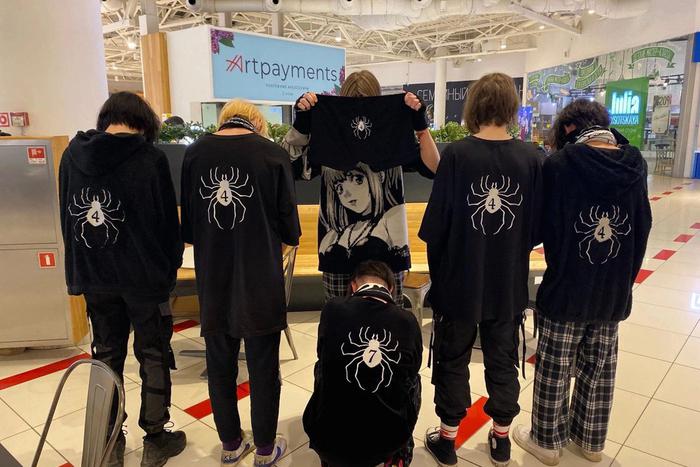 "Из простой драки вышел гигантский конфликт": на фанатов аниме из ЧВК "Рёдан" начали облаву