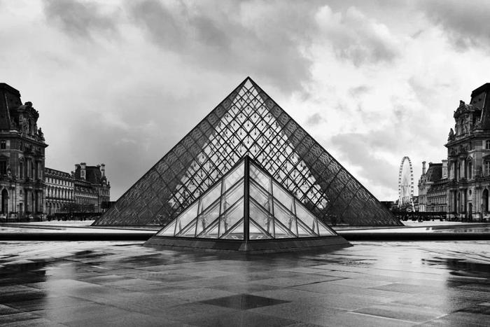 Идеальный модернизм покажет в Музее архитектуры современный классик фотографии Михаил Розанов