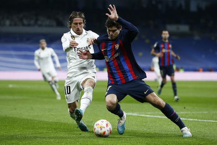 "Барселона" победила "Реал" в первом матче полуфинала Кубка Испании