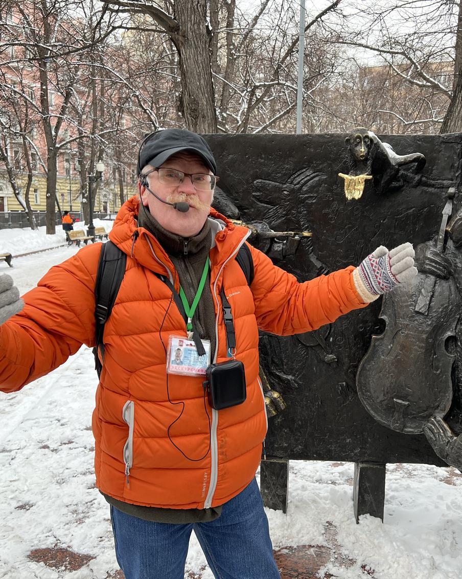 Баснописец Иван Крылов любил вкусно покушать и выучил древнегреческий на спор: портрет писателя раскрылся на экскурсии