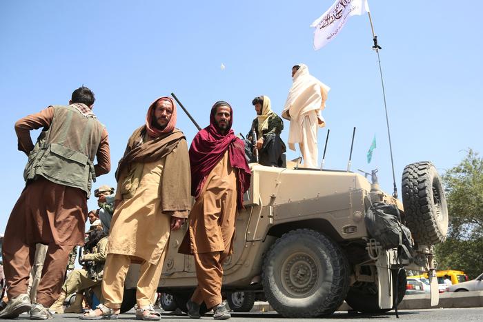 Планы на дружбу: как РФ осторожно сближается с талибами