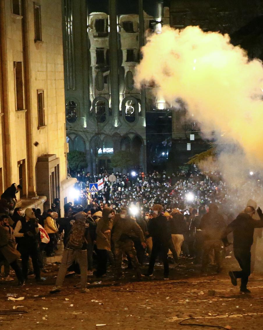 Протесты в центре Тбилиси подошли к концу