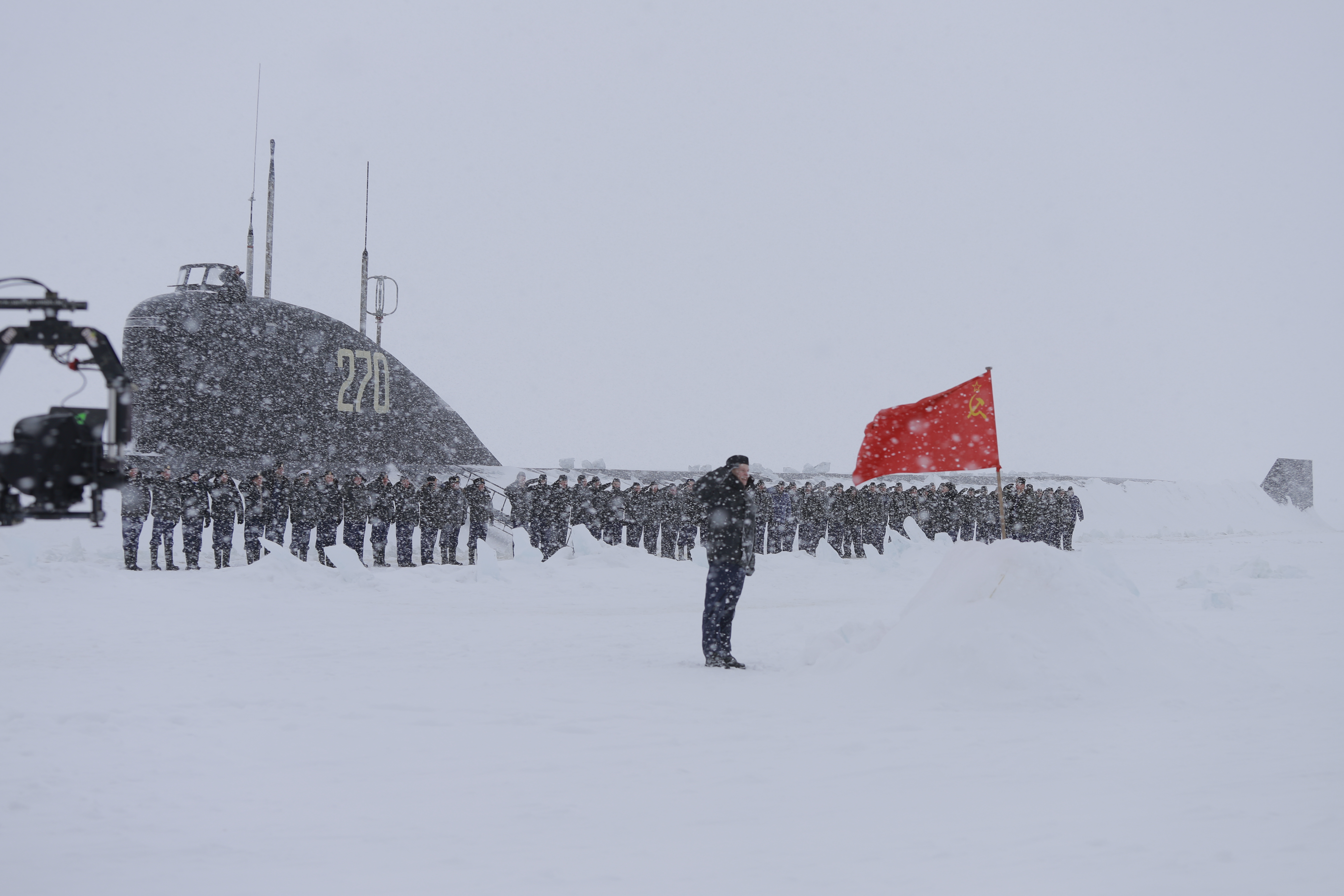 На Финском заливе появился Северный полюс, атомная подводная лодка и флаг  Советского Союза