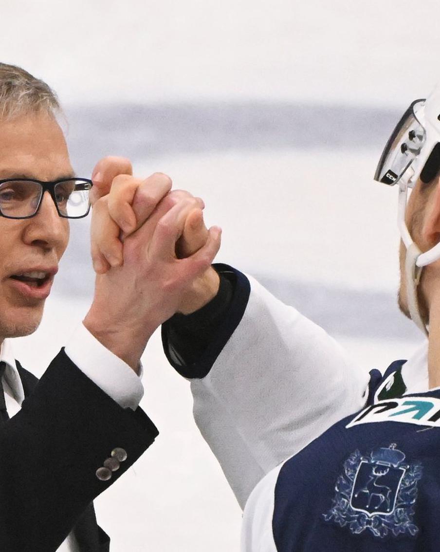 Ларионов способен на новую сенсацию: стартует второй раунд плей-офф КХЛ