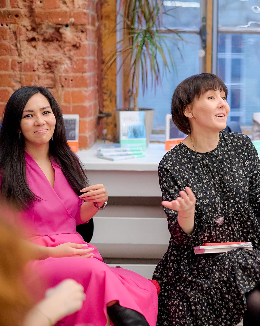 Напиши мне про реальную женщину, и я поверю: утихнет ли война между мужской и женской прозой?