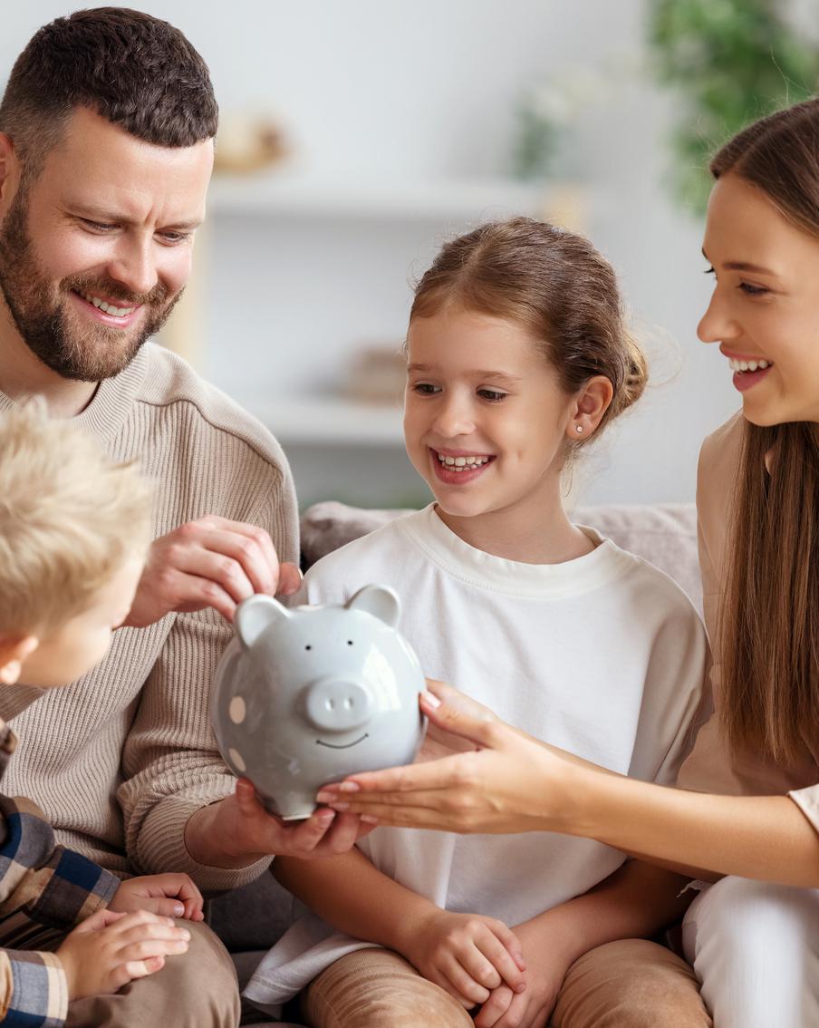 Русь богатеет: почему у россиян всё больше денег в кризис