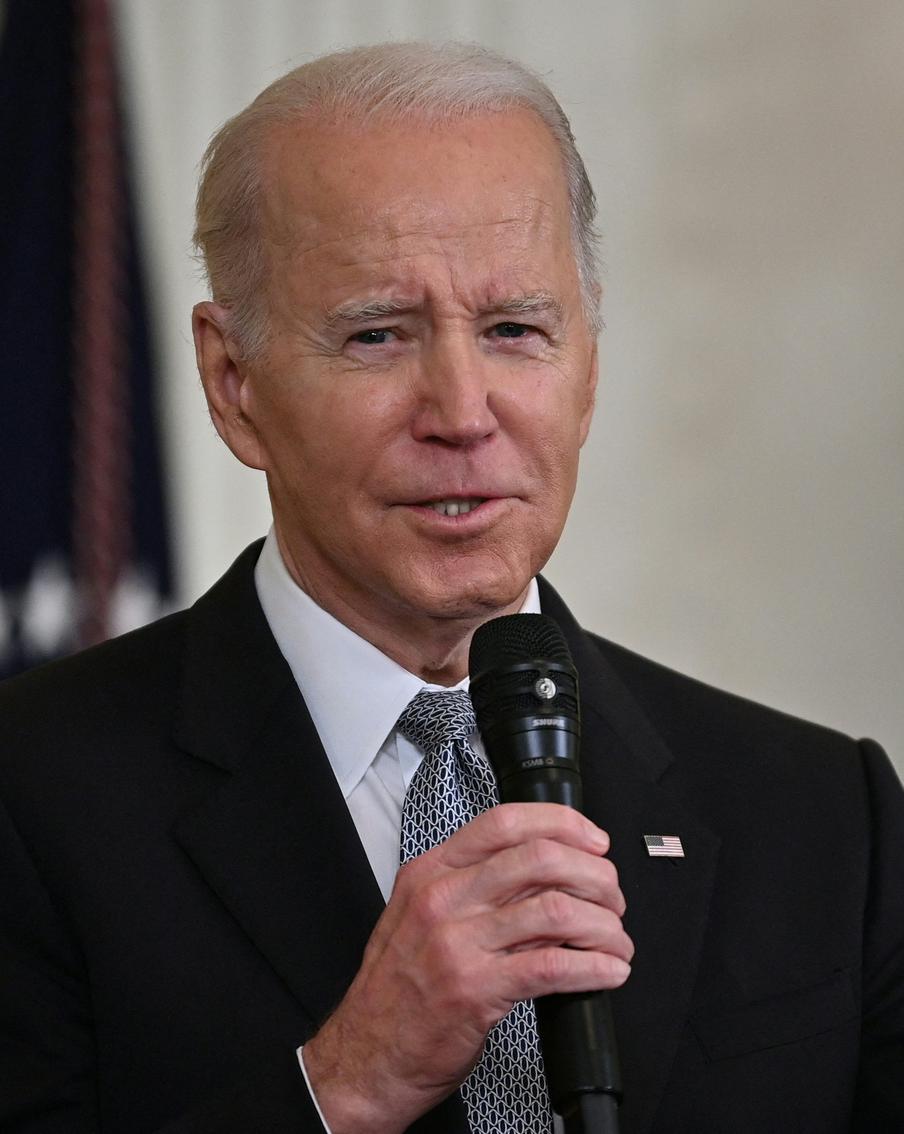 Байден подписал указ, который снимет гриф "Секретно" c документов о COVID-19