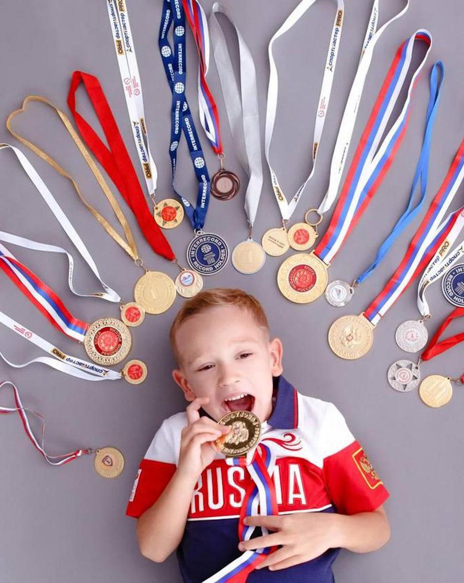 Первоклассник из Москвы поставил несколько рекордов по плаванию, первый из них – в годовалом возрасте