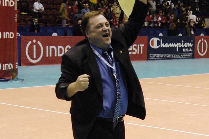 "Шипулин сбросил пиджак и принялся отплясывать": сегодня 20 лет величайшей победе нашего волейбола