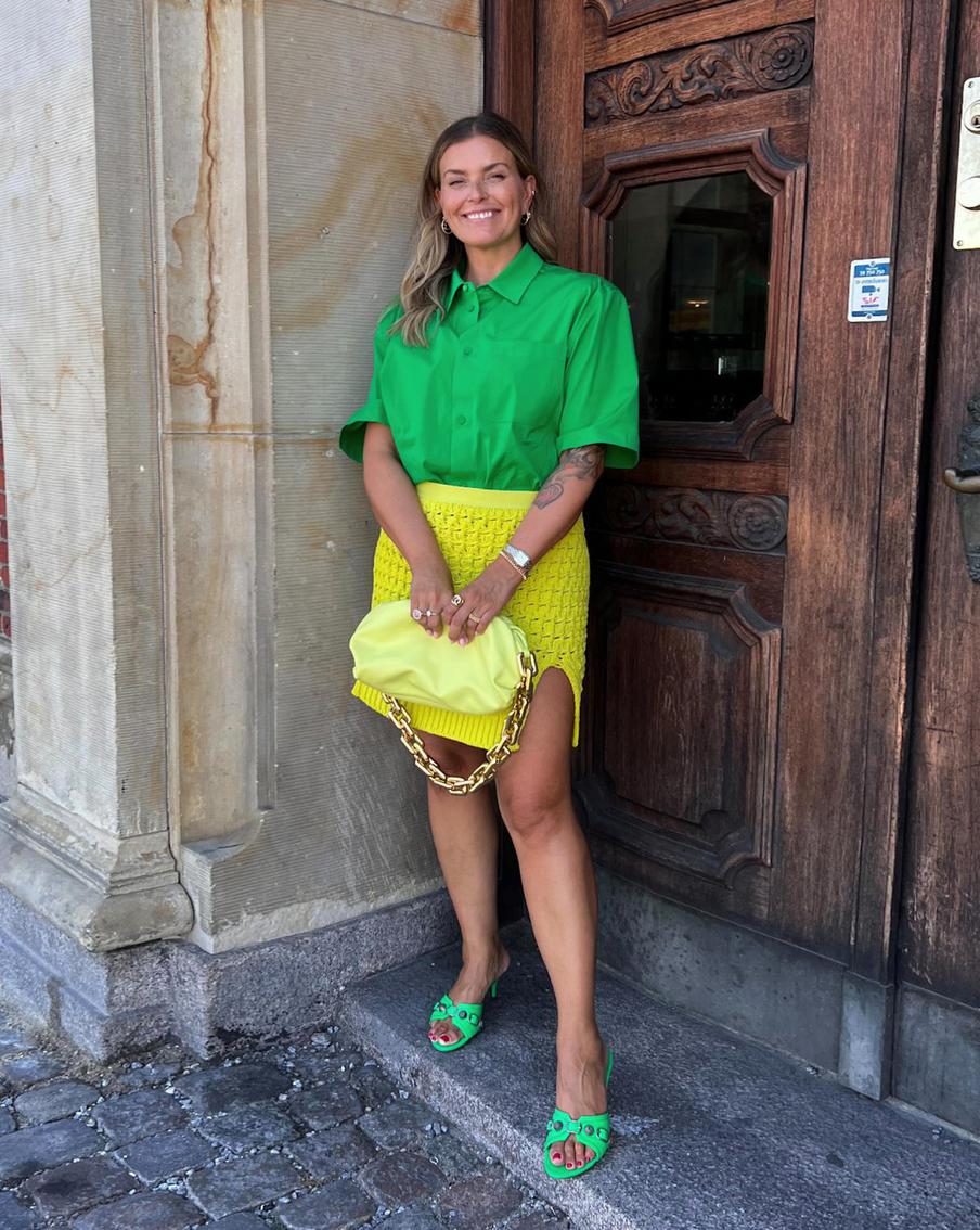 Зелёный + жёлтый.