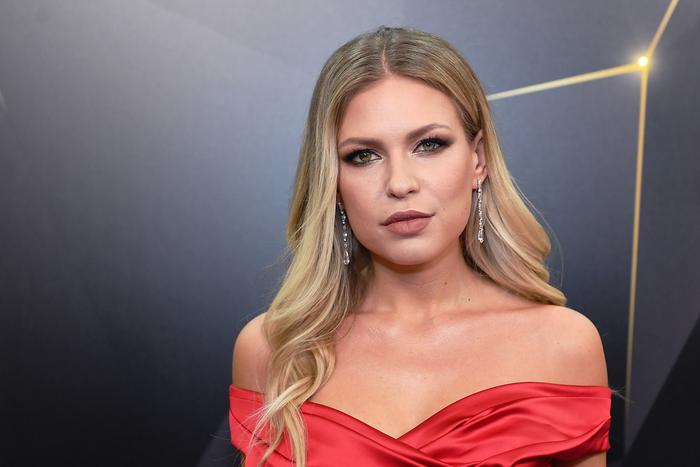 На блогера Риту Дакоту обрушились с критикой за просьбы о донатах