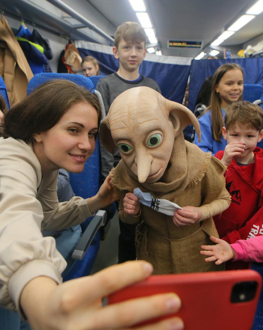 Репортёр Metro исполнила детскую мечту, прокатившись на волшебном поезде