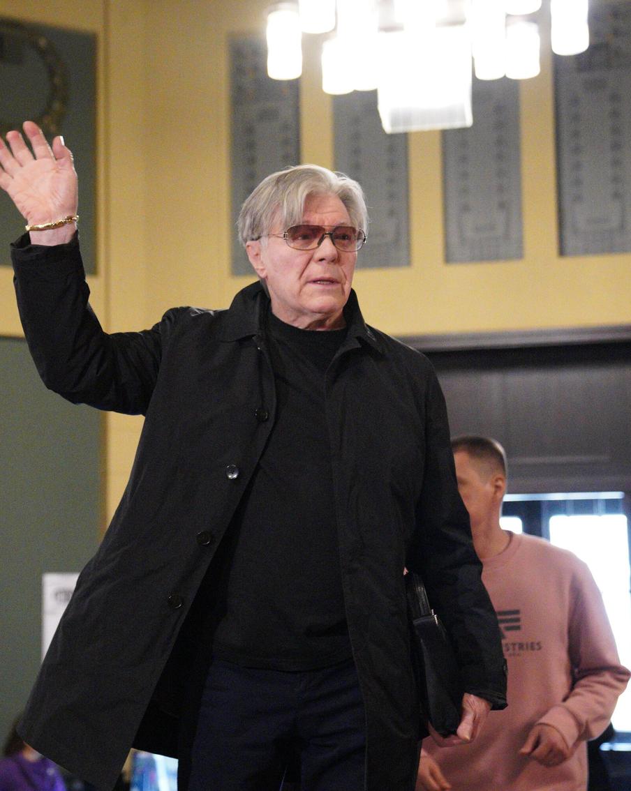 Президент России поздравил с юбилеем народного артиста Збруева