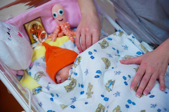 Всем столичным патронажным медсестёрам выдали специальные планшеты, позволяющие заносить информацию о детях в единую систему