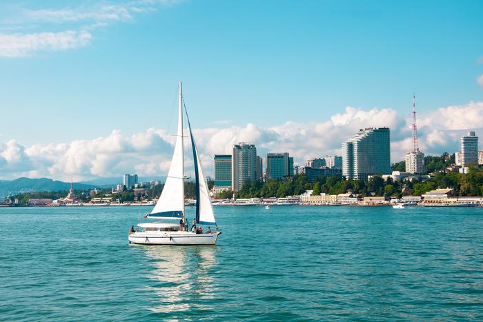 Элитное жильё в Сочи стоит дороже, чем в Москве и Нью-Йорке. Курортный российский город проигрывает в цене только Монако и Гонконгу