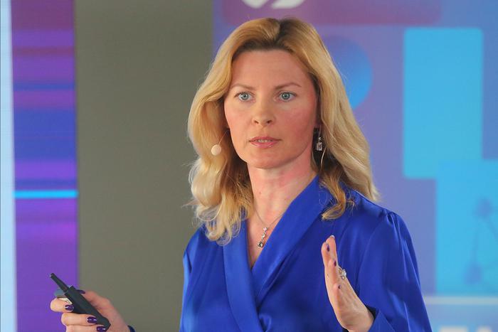 Как накопить деньги на мечту? В полуфинале "Лиге Лекторов" эксперты дают советы