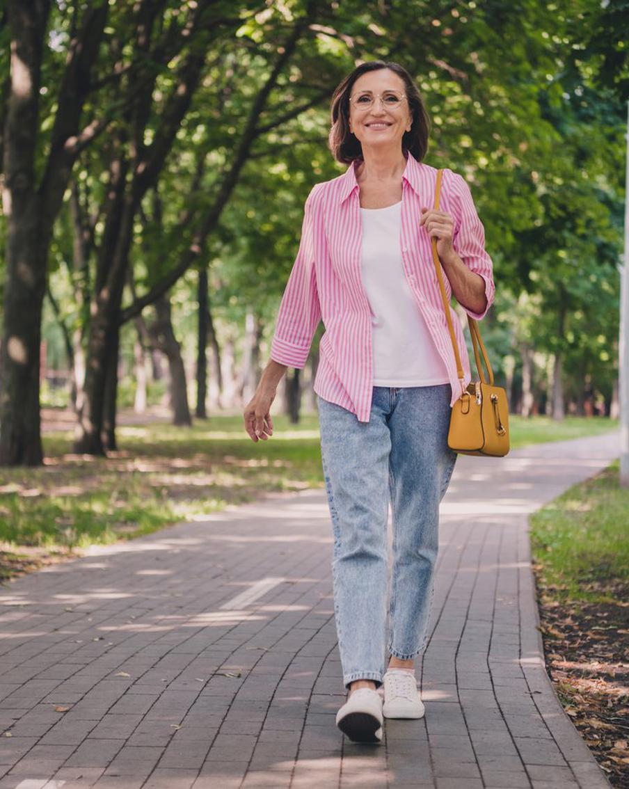 10 тысяч шагов старается пройти каждый, кто заботится о здоровье. Оказывается, так делать совершенно необязательно