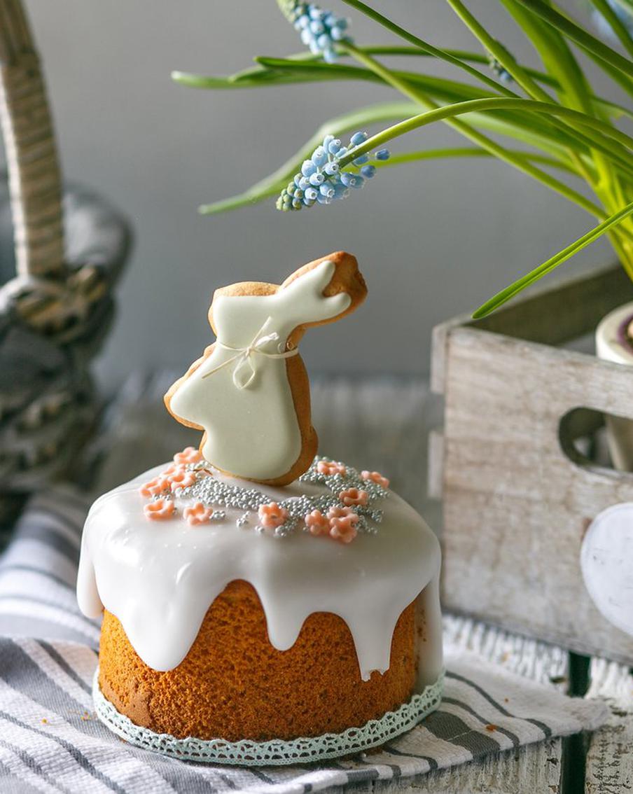 Куличи получатся особенно вкусными, если при приготовлении добавить немного алкоголя