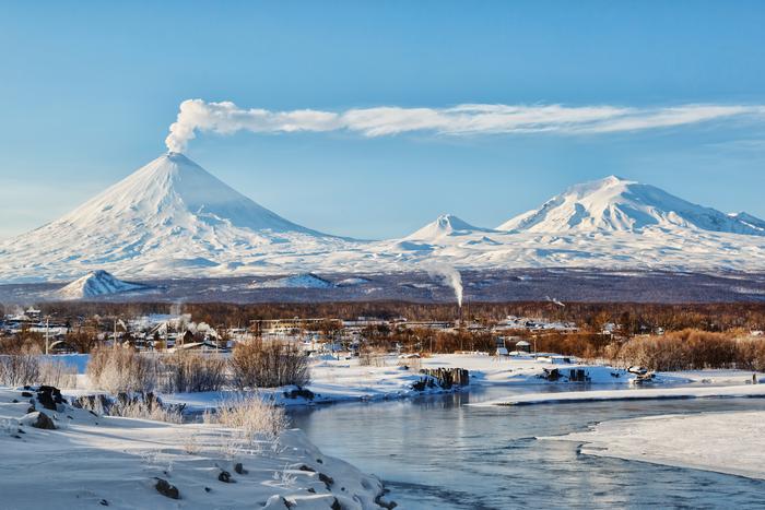 Вулканический пепел на Камчатке может стать угрозой для самолётов