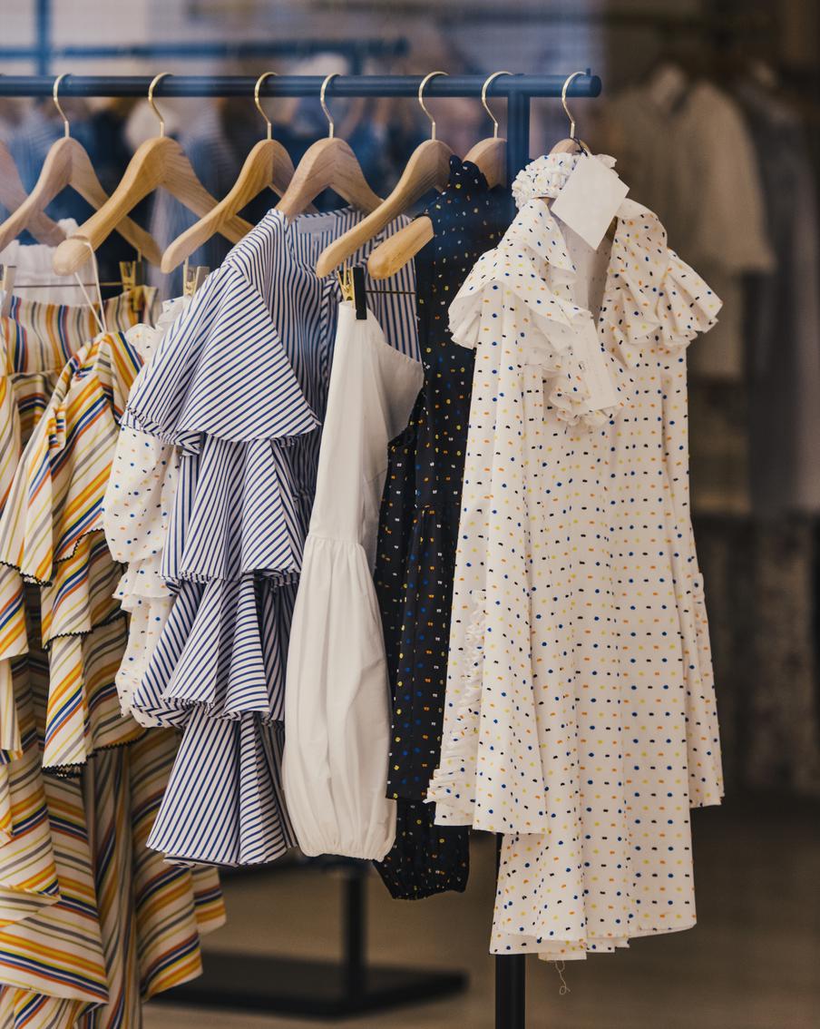 Московские предприятия стали использовать альтернативные материалы для пошива одежды