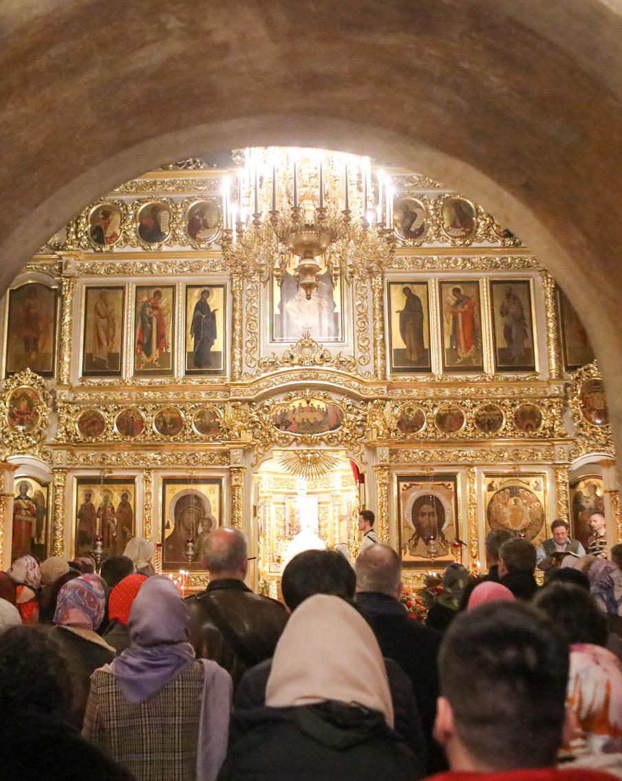 Собянин: В Пасхальную ночь работа метро и МЦК будет продлена до двух часов ночи