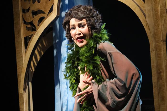 На известную певицу Ольгу Бузову подала в суд винная компания