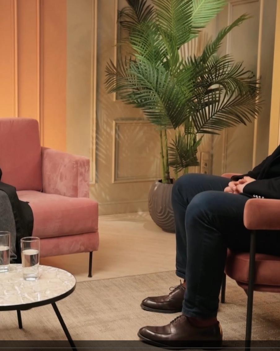 Бартон вашего счастья. Добрый и злой зрители оценили, как за два дня из домохозяйки превратиться в принцессу