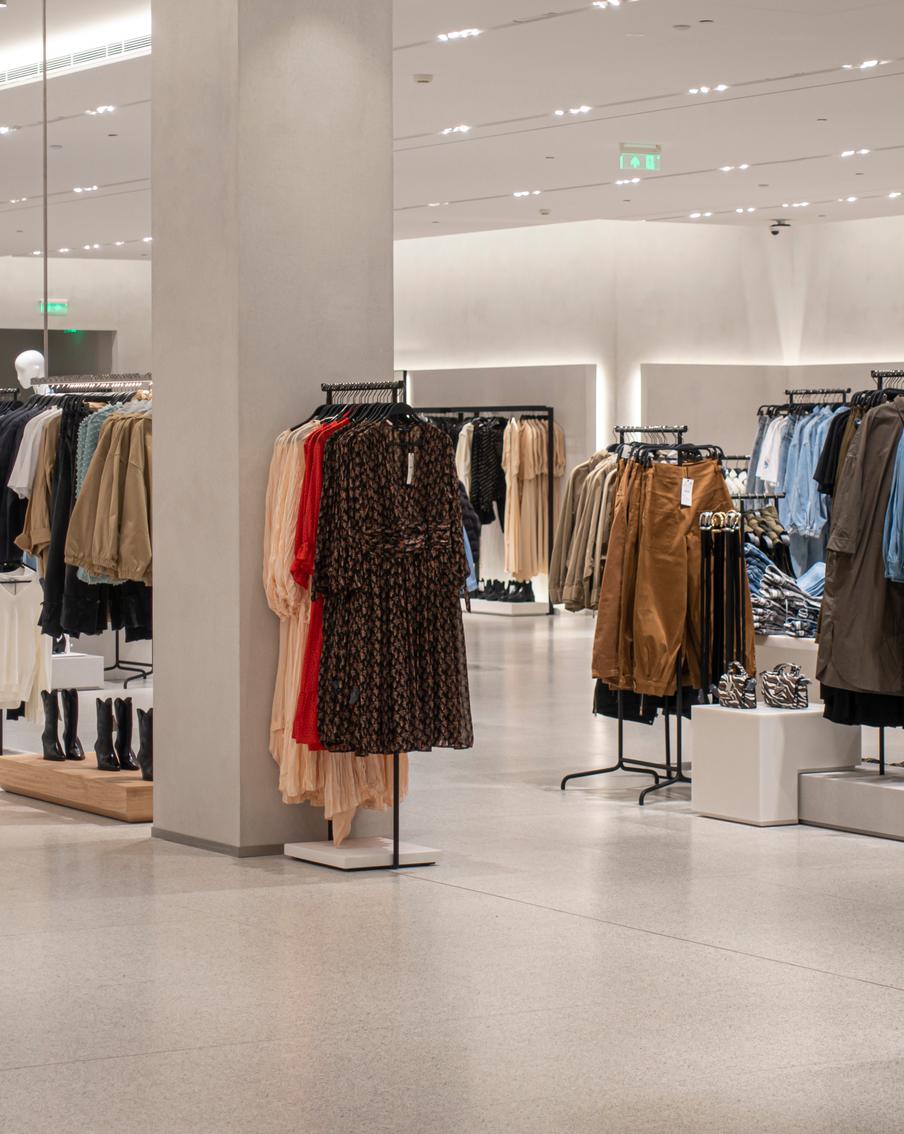 Бренд одежды Maag, призванный заменить ушедшую из России Zara, готов к открытию