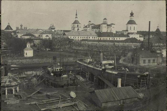 Глазами заключённых и начальников. В Москве показали Соловецкий лагерь 1920–30-х годов