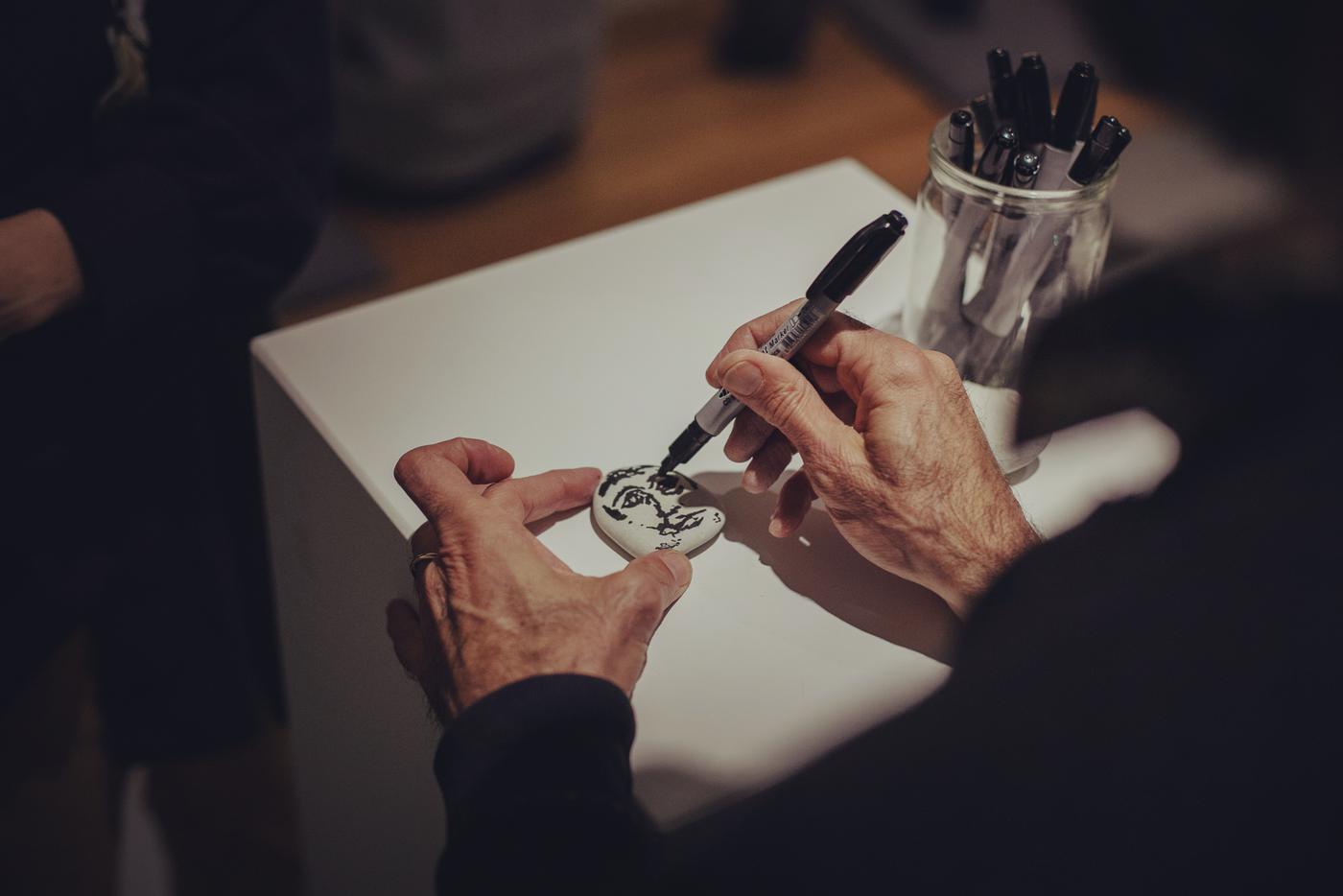 Камушек для "Утонувших воспоминаний". 