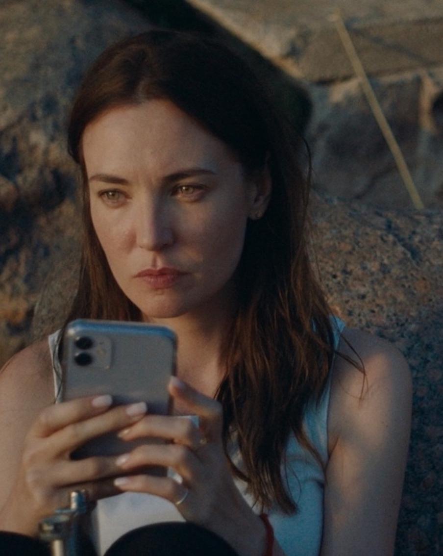 Край надломленной луны 2023. Кристен стюарт ультраамериканцы. Мелодрамы 2022. Край надломленной луны 2023. Час земли в россии фото.