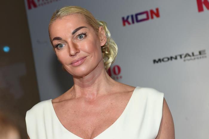 Анастасия Волочкова выбрала себе нового мужа. Сняла с ним видео и выложила в социальную сеть