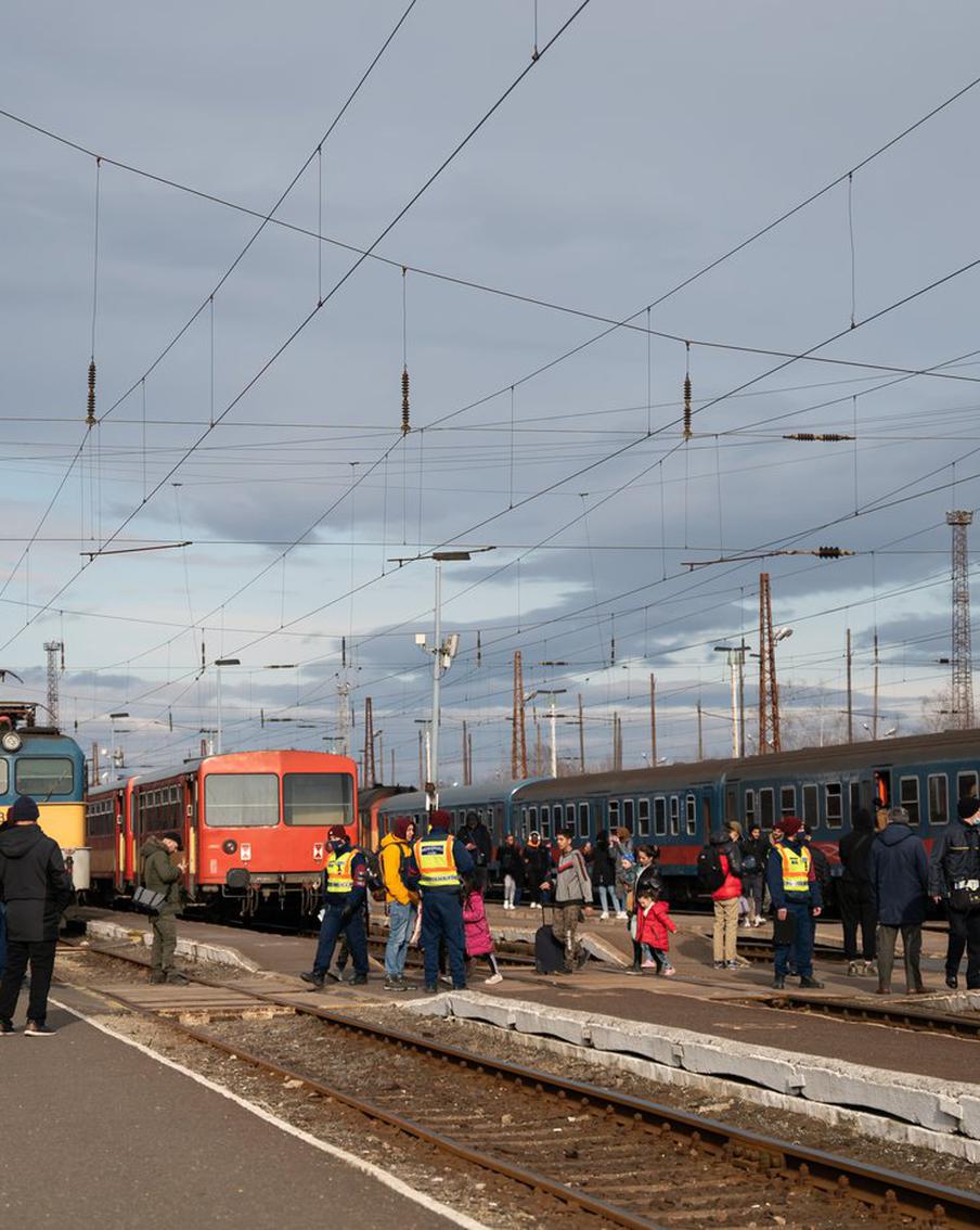 В венгерской деревне Керепеш местные жители выступили против украинских беженцев