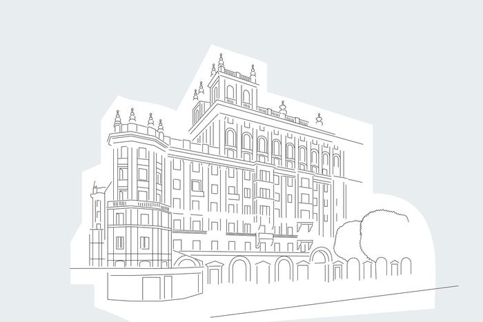 Дом с башенками засветился в киношедеврах, а тех, кто его построил, лишили Сталинской премии