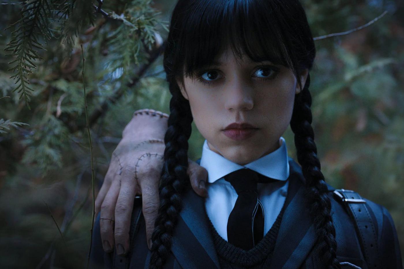Сериал "Уэнсдей" стал сенсацией прошлого года.