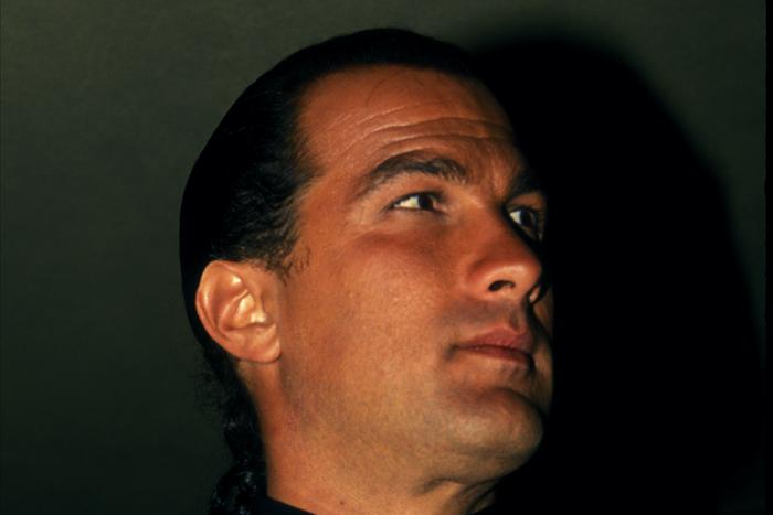 В Запорожской области эвакуируют мирных жителей, Стивен Сигал снимет документалку об СВО: хроника очередных событий украинского кризиса