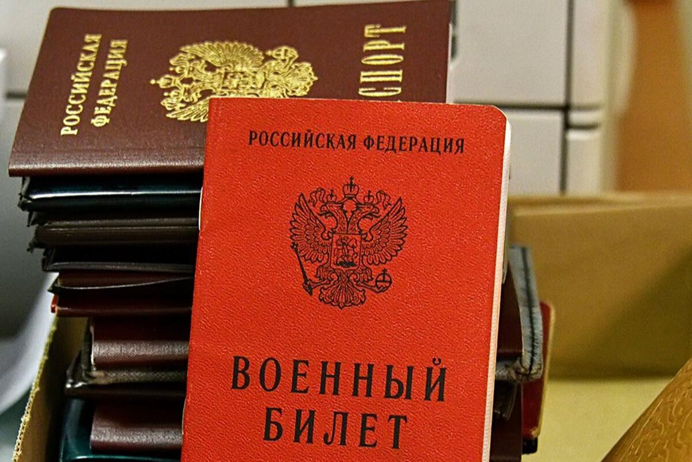Актёр Сергей Газаров пожелал будущим контрактникам скорейшего возвращения с победой