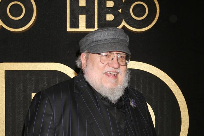 Работу над приквелом "Игры престолов" приостановили