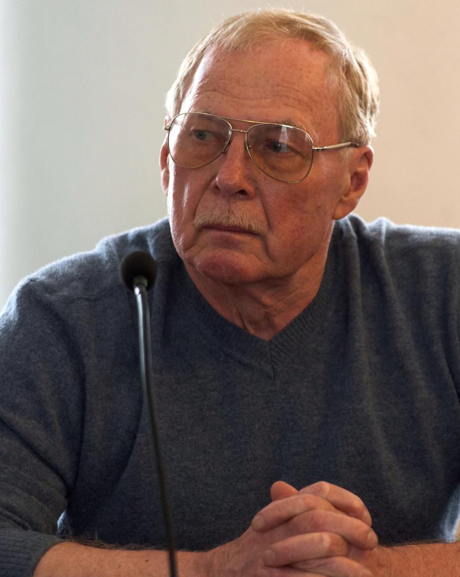 Известный кинорежиссёр рассказал о людях и коллегах, на которых ему "начихать"