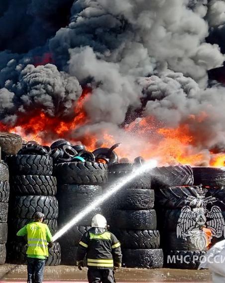 В подмосковном Дзержинском локализовали сильный пожар